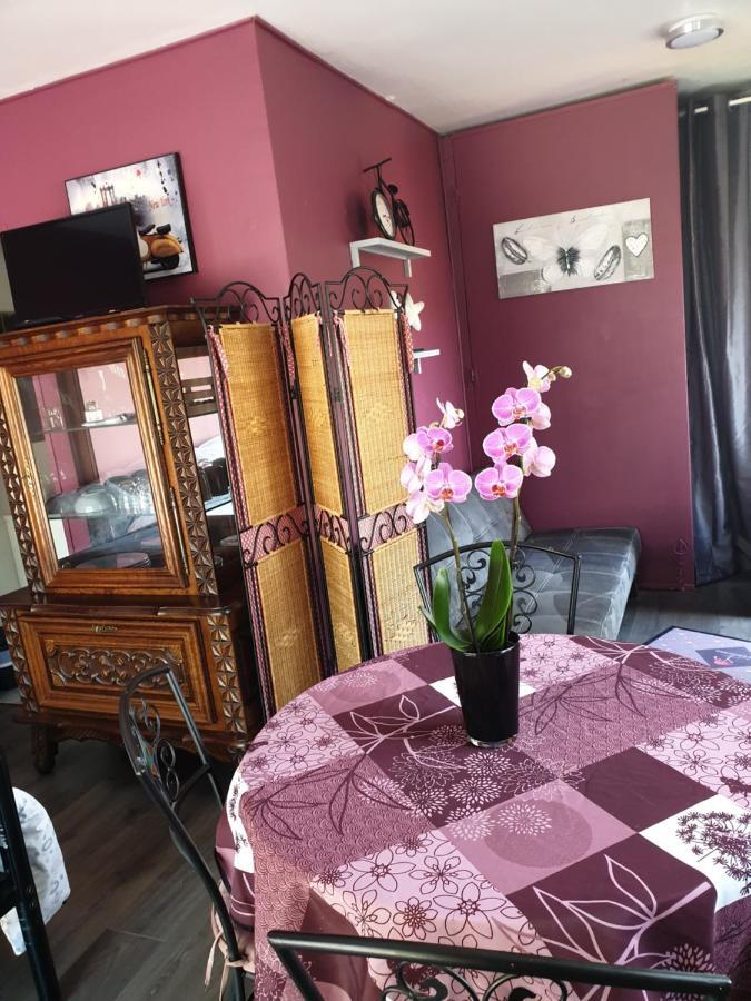 La romance Le Breuil-en-Auge Exterior foto